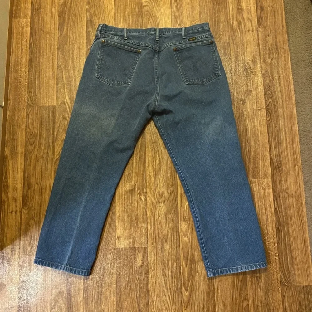 Vintage Wrangler‎ Cowboy Cut Jeans Western Blue Denim Made In USA 38x30